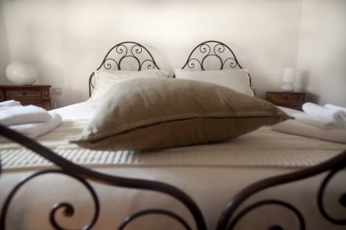 Imagen de la habitación del Cascina Borgofrancone. Foto 10