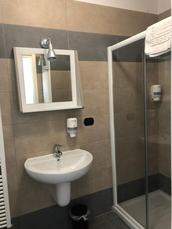 Imagen de la habitación del Cascina Monte Diviso. Foto 20