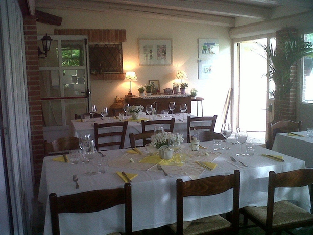 Imagen del bar/restaurante del Cascina Vignole. Foto 3