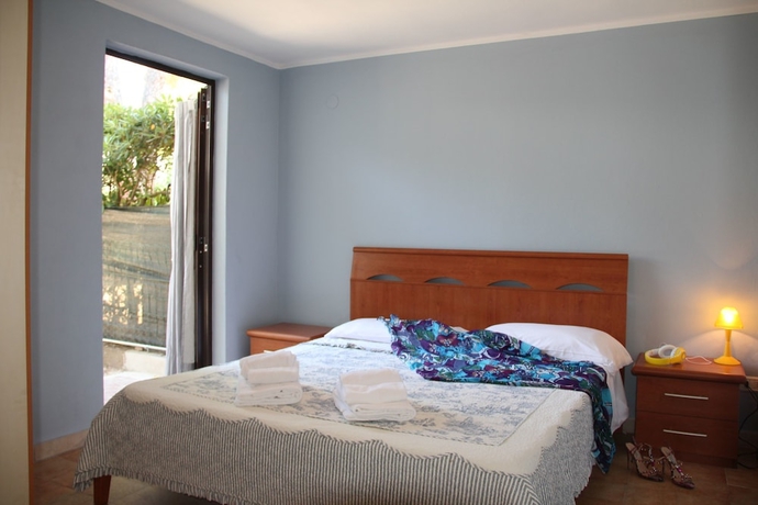 Imagen de la habitación del Case Sobrini. Foto 4