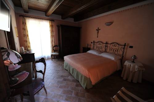 Imagen de la habitación del Castel Martino. Foto 4