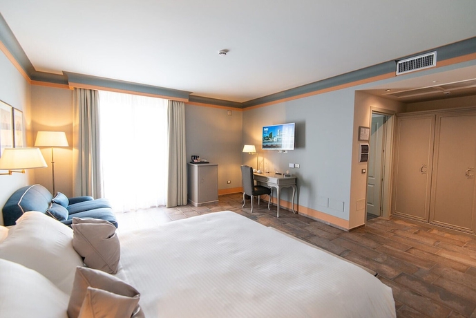 Imagen de la habitación del Castello Bonaria Wine and Spa Resort. Foto 2