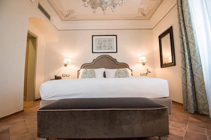 Imagen de la habitación del Castello Bonaria Wine and Spa Resort. Foto 5