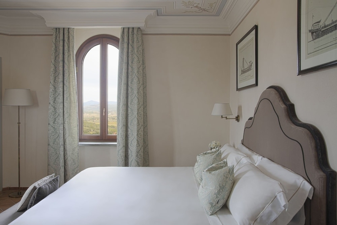 Imagen de la habitación del Castello Bonaria Wine and Spa Resort. Foto 9