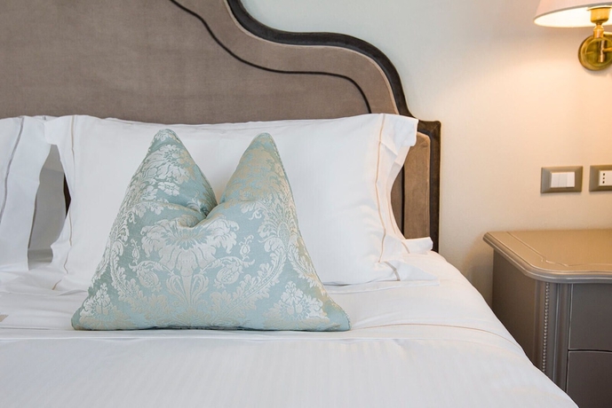 Imagen de la habitación del Castello Bonaria Wine and Spa Resort. Foto 10