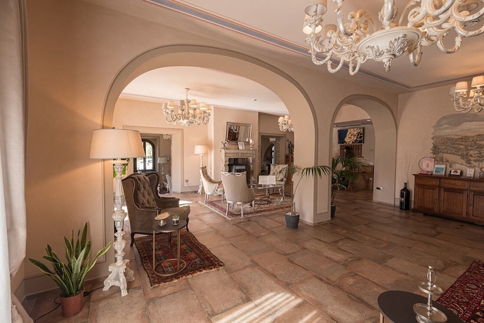 Imagen de los interiores del Castello Bonaria Wine and Spa Resort. Foto 17