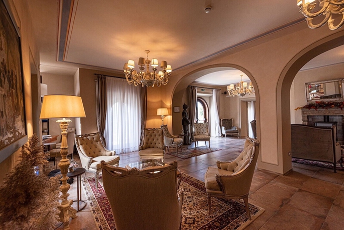 Imagen de los interiores del Castello Bonaria Wine and Spa Resort. Foto 18