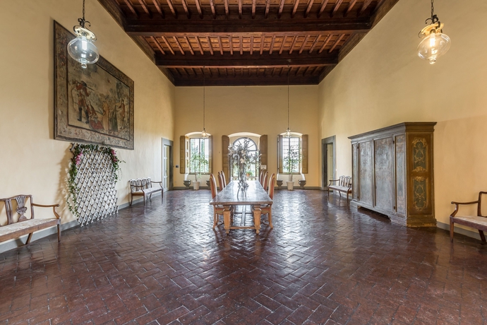 Imagen de los interiores del Castello Di Montegufoni. Foto 17