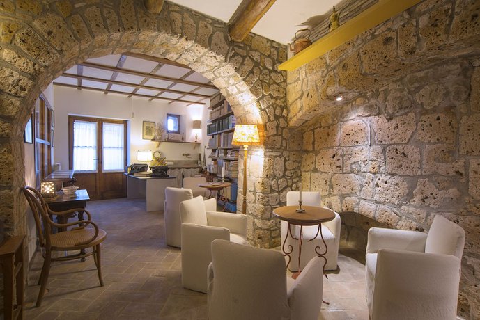 Imagen de los interiores del Castello Di Proceno Albergo Diffuso. Foto 18