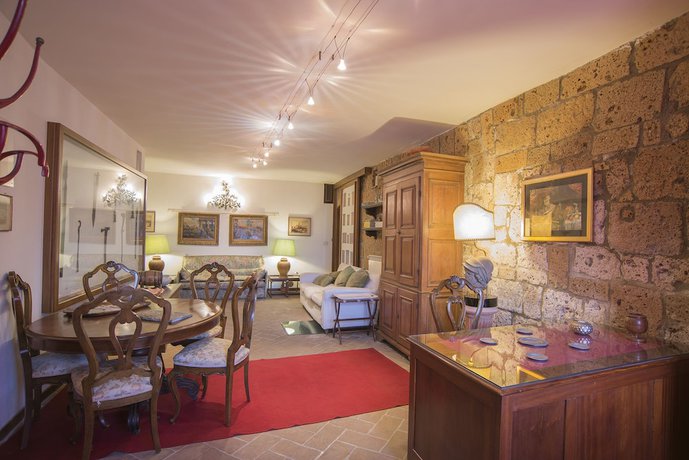 Imagen de los interiores del Castello Di Proceno Albergo Diffuso. Foto 19