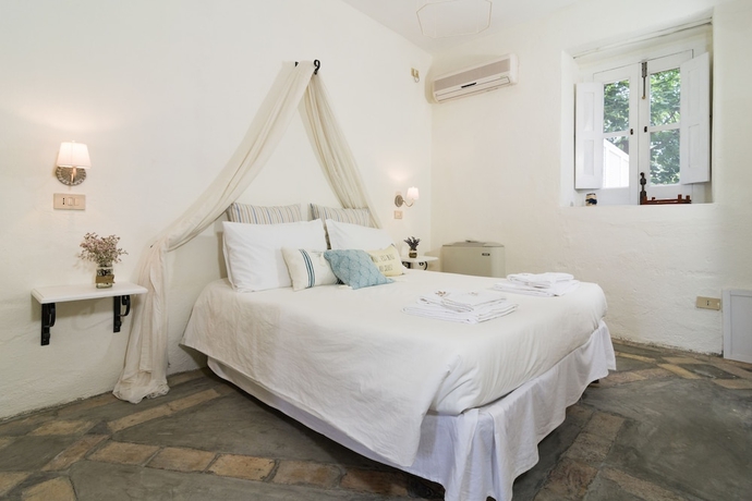 Imagen de la habitación del Castello Di Serragiumenta. Foto 4