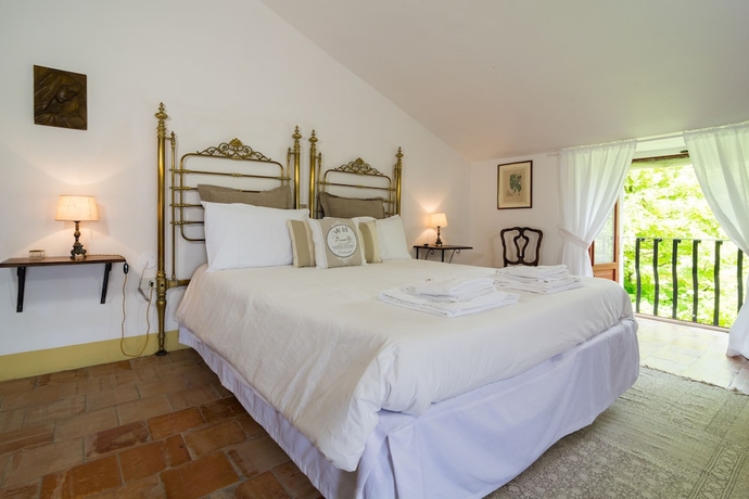 Imagen de la habitación del Castello Di Serragiumenta. Foto 6