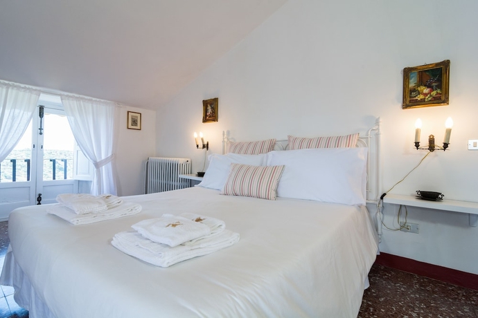 Imagen de la habitación del Castello Di Serragiumenta. Foto 12