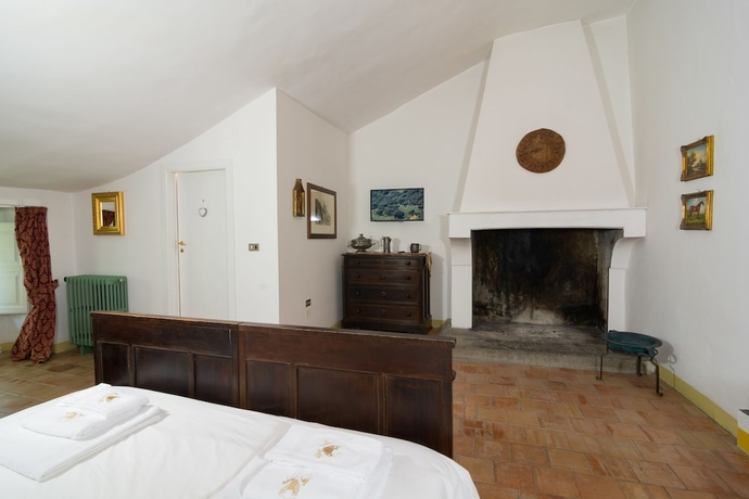 Imagen de la habitación del Castello Di Serragiumenta. Foto 16