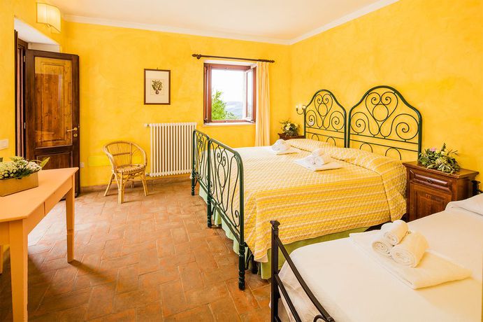 Imagen de los interiores del Castello Di Titignano. Foto 17