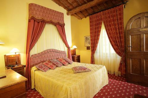 Imagen de la habitación del Castello Di Tornano. Foto 7