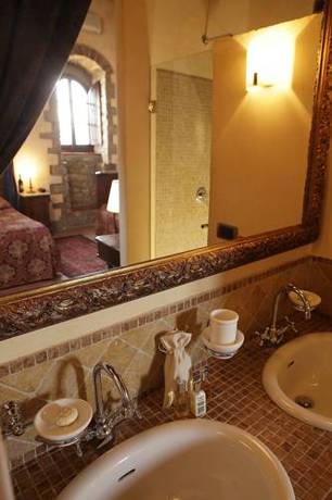 Imagen de la habitación del Castello Di Tornano. Foto 8