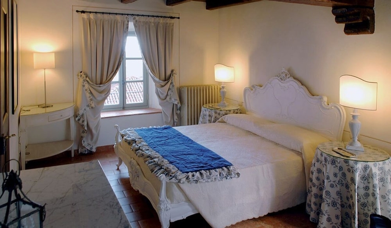 Imagen de la habitación del Castello La Rocchetta. Foto 3