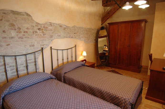 Imagen de la habitación del Castello Montegiove. Foto 7