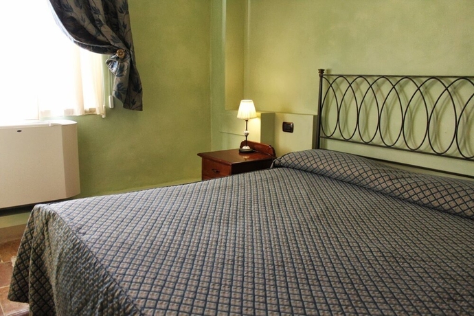 Imagen de la habitación del Castello Montegiove. Foto 16