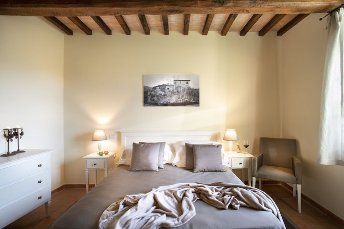 Imagen de la habitación del Castello di Gallano. Foto 10