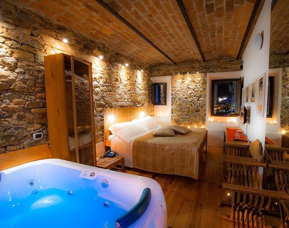 Imagen de la habitación del Castello di Montalbano. Foto 7