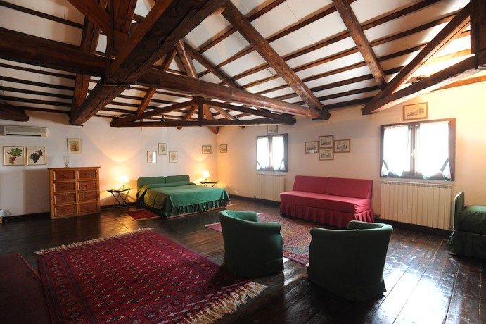 Imagen de la habitación del Castello di Roncade. Foto 3