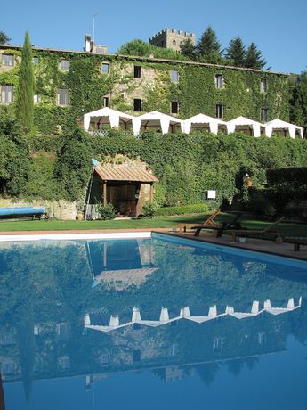 Imagen de la piscina del Castello di Santa Cristina. Foto 20