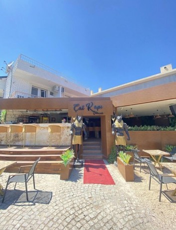 Imagen general del Cat Kapi Alacati. Foto 1