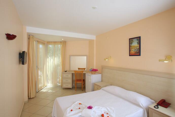 Imagen general del Catamaran Hotel. Foto 6