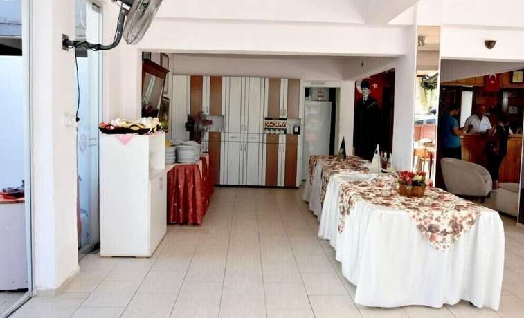 Imagen de los interiores del Cavdar Hotel. Foto 19