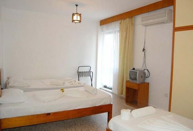 Imagen de la habitación del Cavdar Hotel. Foto 10