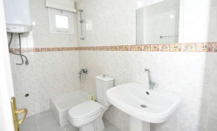 Imagen de la habitación del Cavdar Hotel. Foto 11