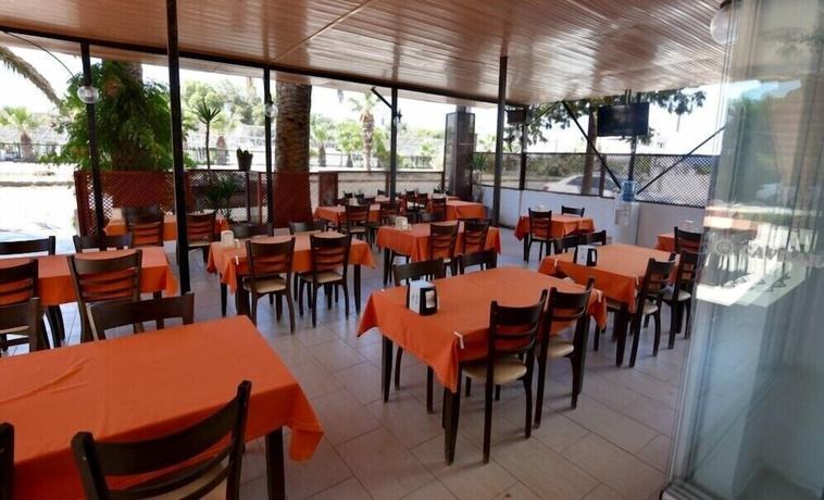 Imagen del bar/restaurante del Cavdar Hotel. Foto 2