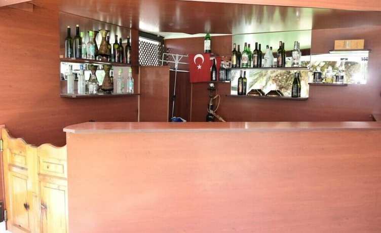 Imagen del bar/restaurante del Cavdar Hotel. Foto 3