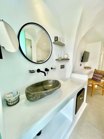 Imagen de la habitación del Cave Suites. Foto 14