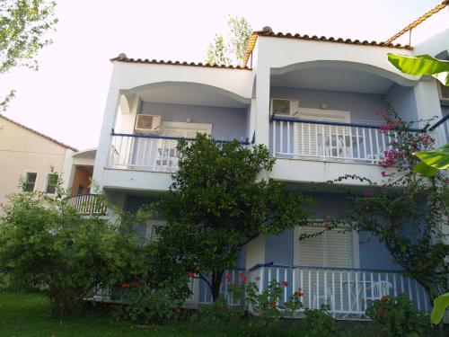 Imagen de la habitación del Cavo Mytikas Aparthotel. Foto 9