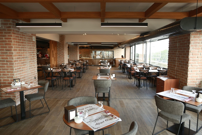 Imagen del bar/restaurante del Cay-der Konaklama. Foto 5