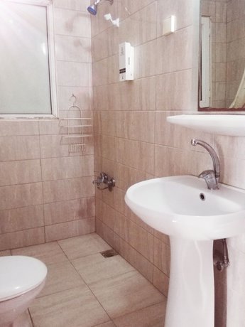 Imagen de la habitación del Caylan Hotel. Foto 15