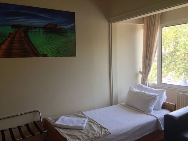 Imagen de la habitación del Caylan Hotel. Foto 19