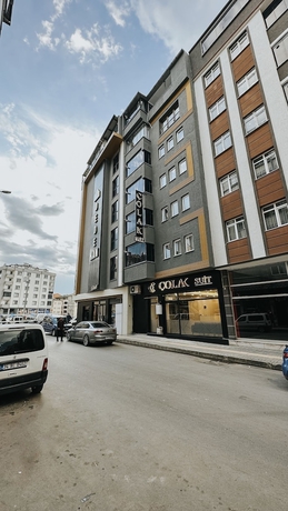 Imagen general del ÇOLAK SUIT. Foto 1
