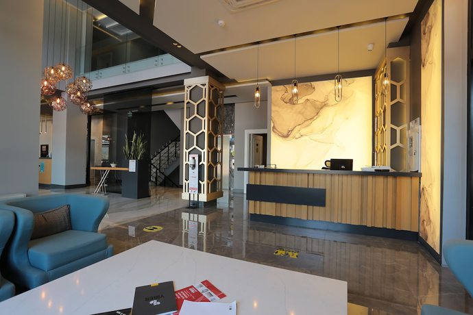 Imagen de los interiores del &Ccedil;alcalar Hotel. Foto 18