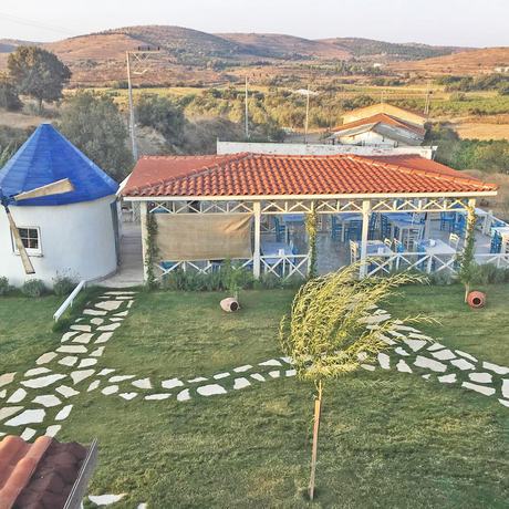 Imagen del bar/restaurante del &Ccedil;apari Bozcaada. Foto 2