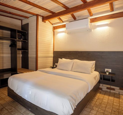 Imagen de la habitación del &Ccedil;eşmekeş Hotel. Foto 3