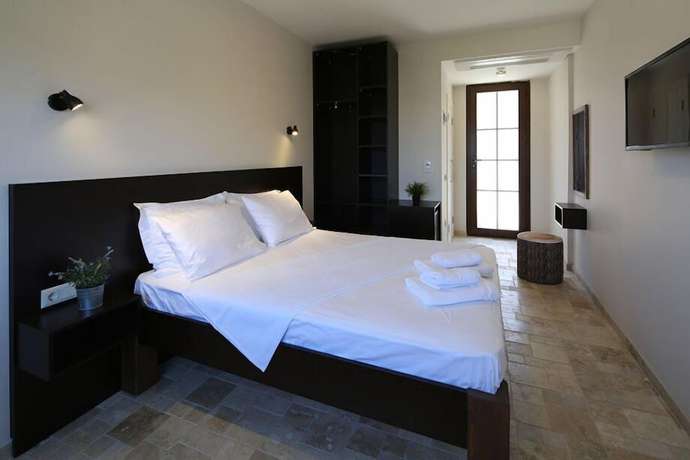 Imagen de la habitación del &Ccedil;eşmekeş Hotel. Foto 12