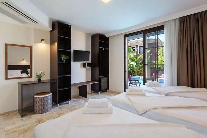 Imagen de la habitación del &Ccedil;eşmekeş Hotel. Foto 14