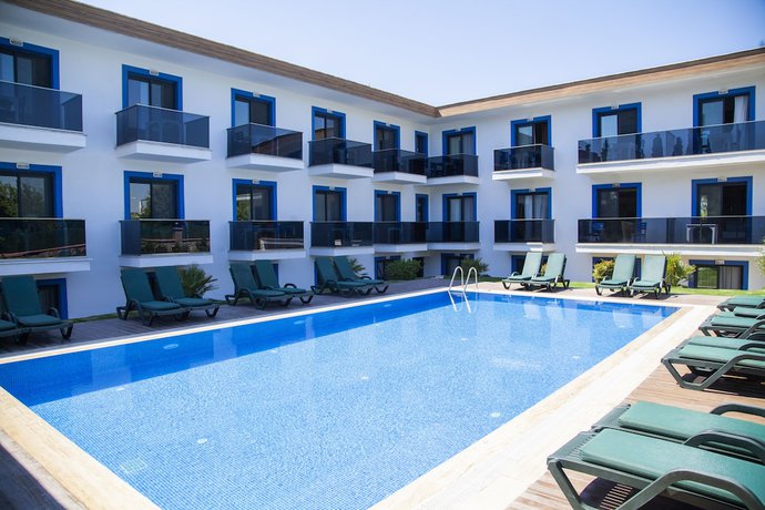 Imagen de la piscina del &Ccedil;ınar Butik Hotel Bodrum. Foto 20