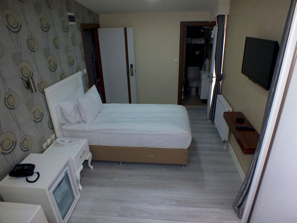 Imagen de la habitación del Cebeci Lotis Hotel. Foto 3