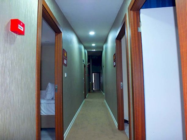 Imagen de la habitación del Cebeci Lotis Hotel. Foto 5