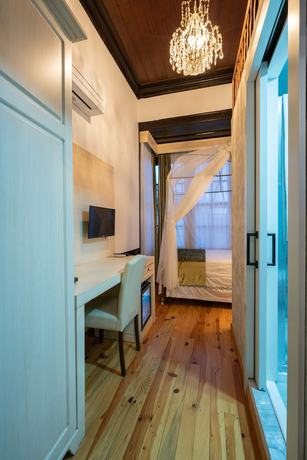 Imagen de la habitación del Cedrus Hotel. Foto 7